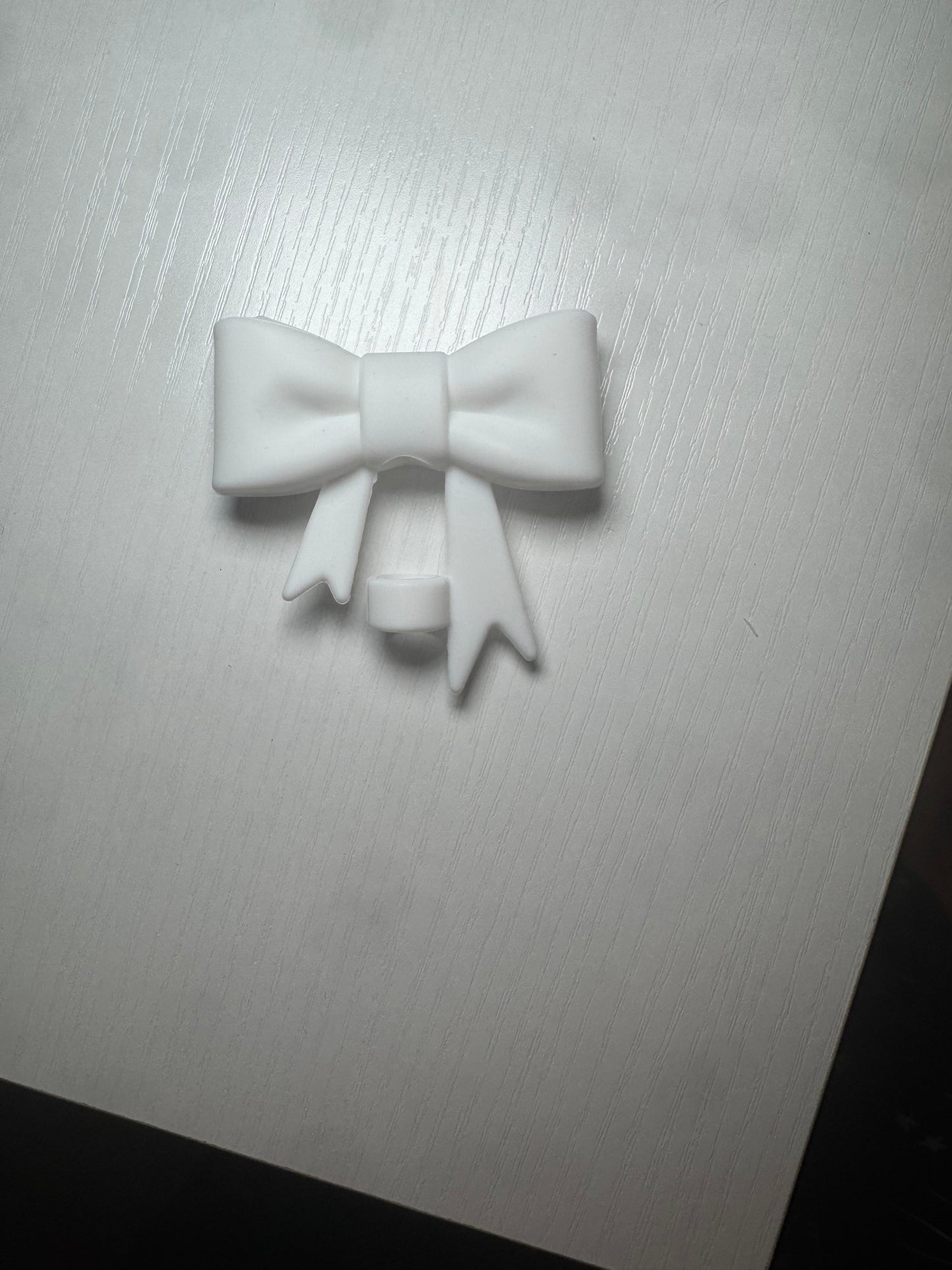 3D Bow Straw Topper - White