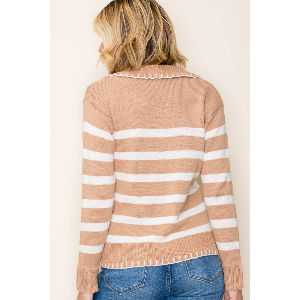 BLANKET STICH COLLAR STRIPED SWEATER
