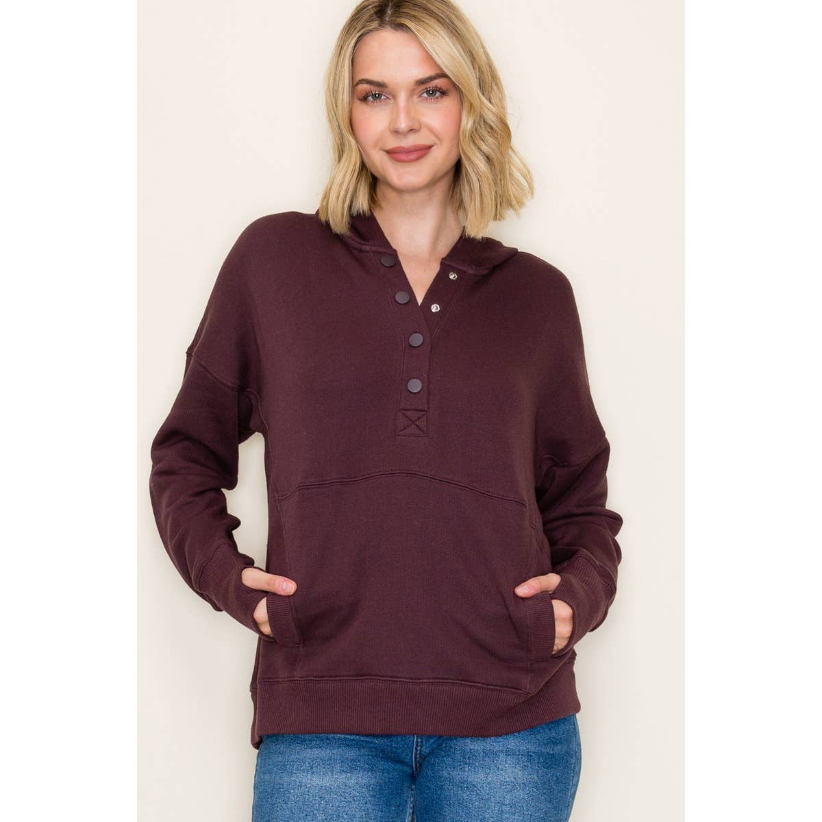 KANGAROO POCKET PULLOVER HOODIE
