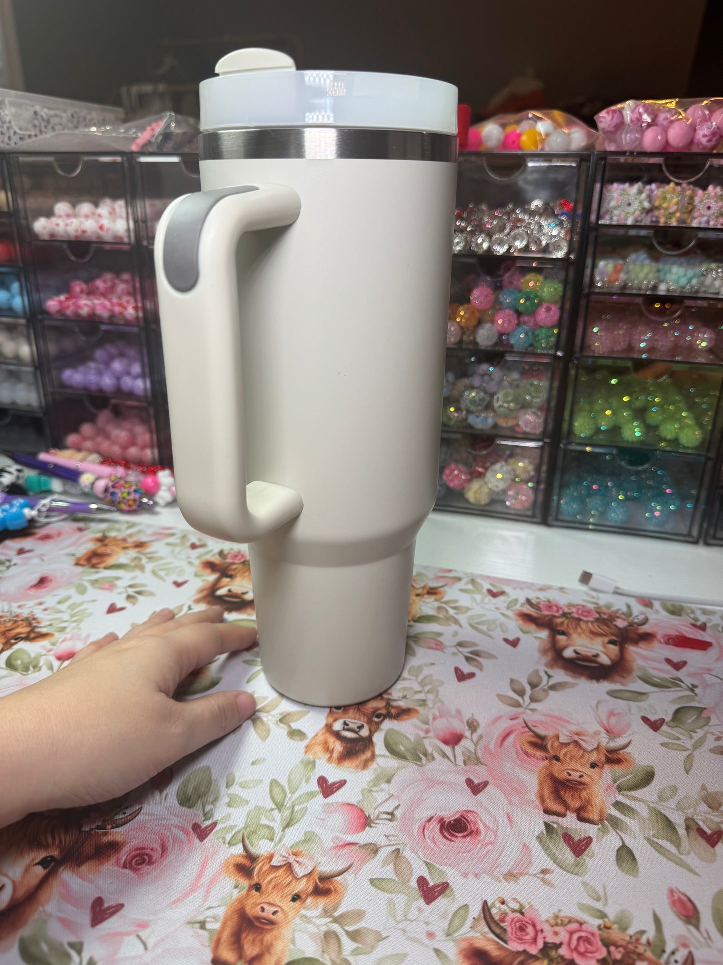 40 oz tumbler w/straw - cream w/gray