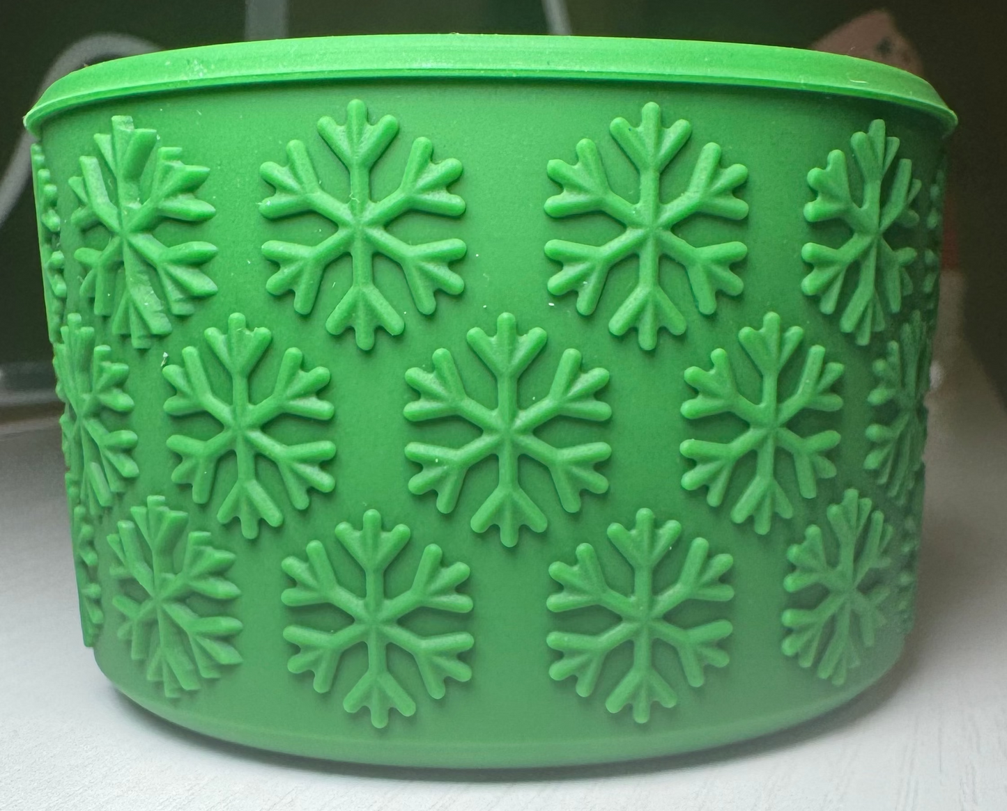 Tumbler Boots (Fits 20-40oz cups) - Green Snowflakes