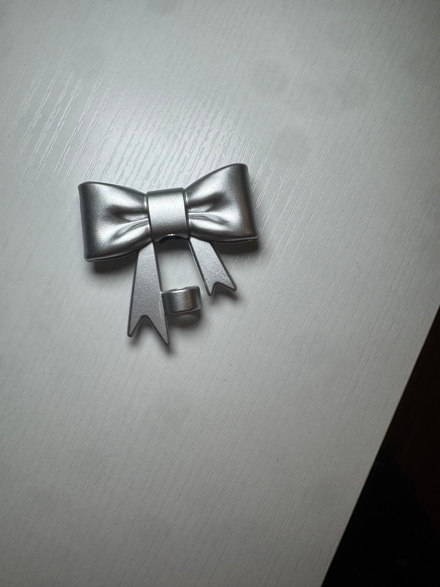 3D Bow Straw Topper - Silver Shimmer