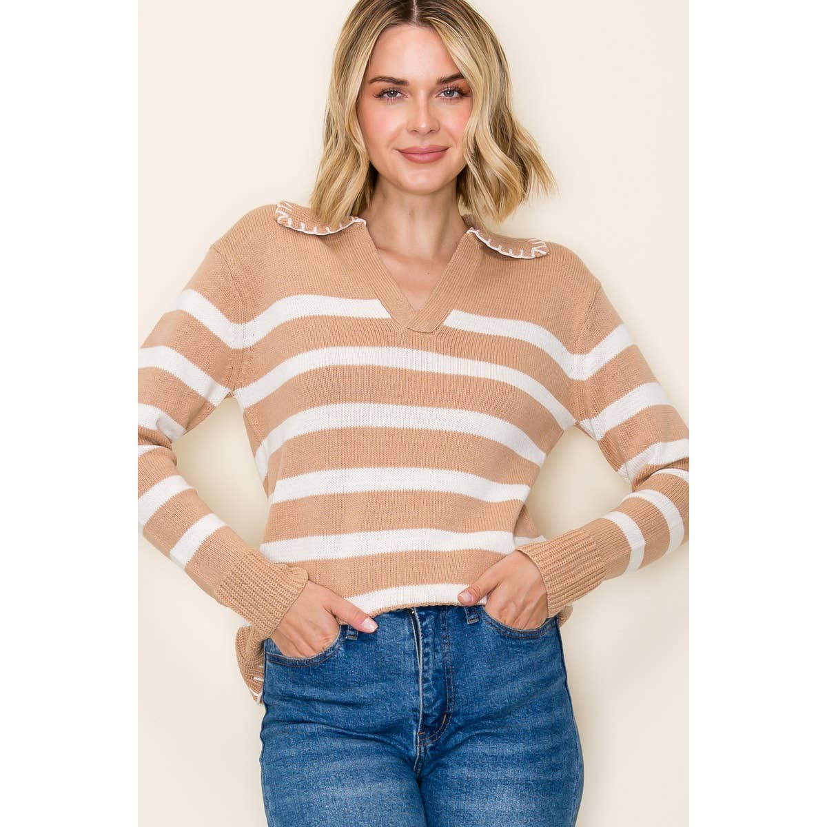 BLANKET STICH COLLAR STRIPED SWEATER